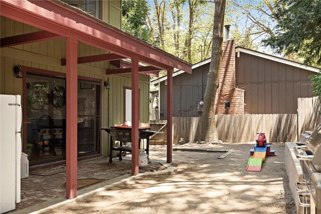 26249 Cedar Ln, Twin Peaks, CA 92391 - view of patio