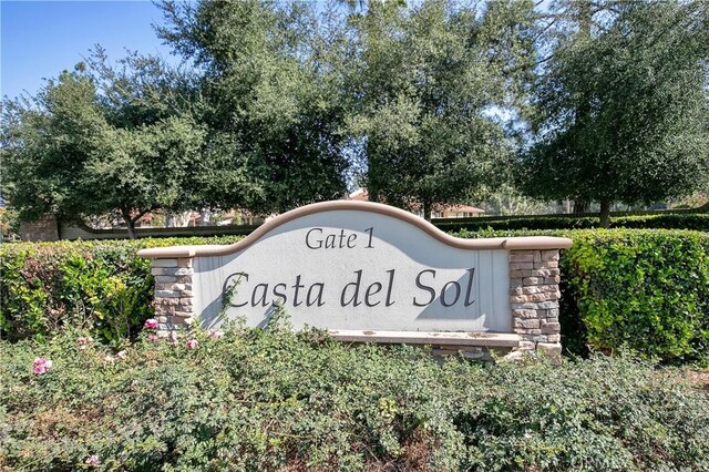 28052 Espinoza, Mission Viejo, CA 92692 - view of community sign