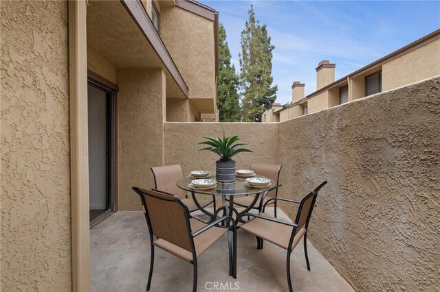 849 E Victoria St Unit 210, Carson, CA 90746 - view of patio with outdoor dining space