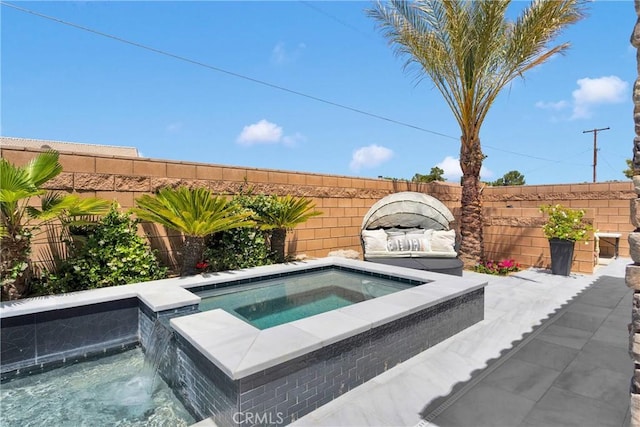 14258 Crow Rd, Apple Valley, CA 92307 - view of pool featuring a pool with connected hot tub