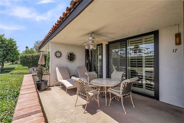17 Toledo Dr, Rancho Mirage, CA 92270 - view of patio featuring ceiling fan