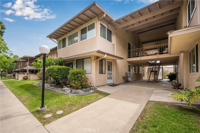 13338 Del Monte Dr Unit 3K, Seal Beach, CA 90740 - view of property with stairway