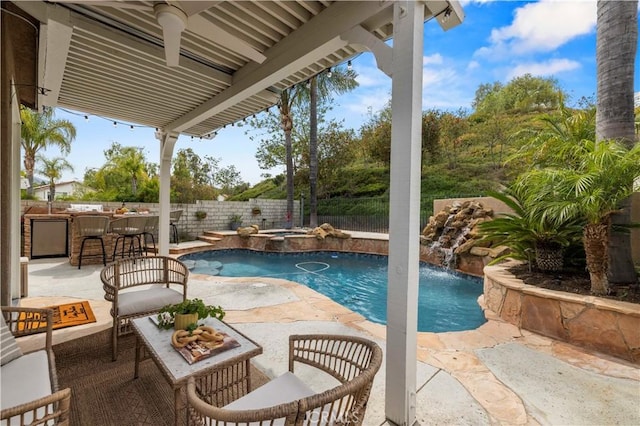 25605 Wordsworth Ln, Stevenson Ranch, CA 91381 - view of swimming pool with a patio, a fenced backyard, and an in-ground hot tub