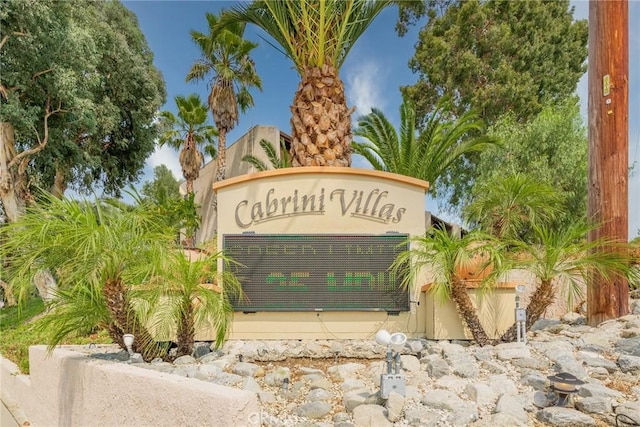 9744 Via Roma, Burbank, CA 91504 - photo 16