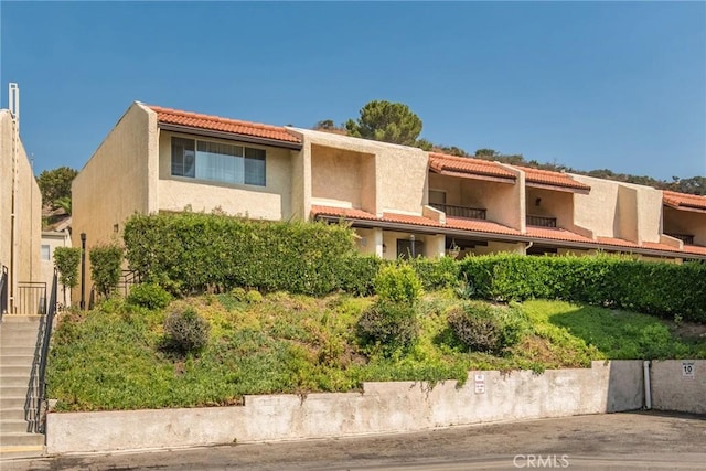 9744 Via Roma, Burbank, CA 91504 - photo 1