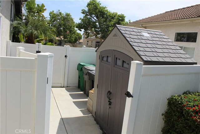 1338 Coral Gables Cir, Corona, CA 92881 - view of shed with a gate