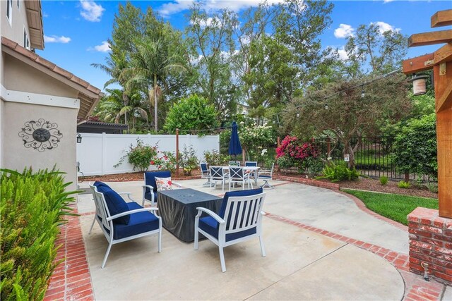 1641 Via Tulipan, San Clemente, CA 92673 - fenced backyard featuring outdoor dining space and a patio