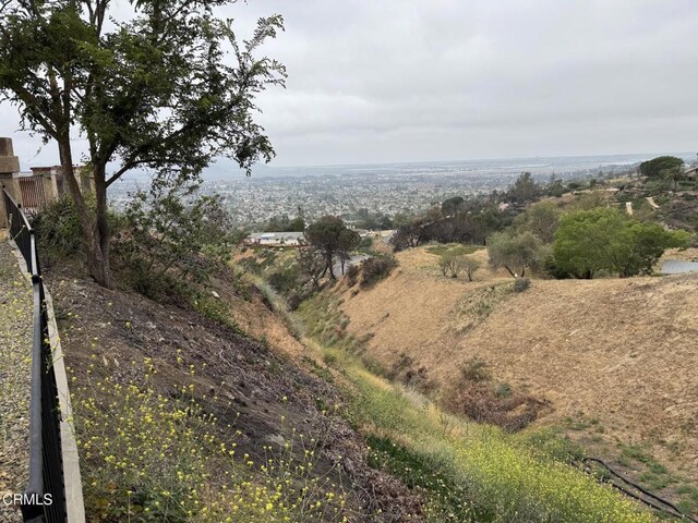894 W Highland Dr, Camarillo, CA 93010 - photo 10