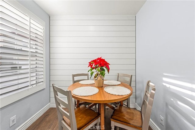 23411 Abbey Glen Pl Unit 41, Valencia, CA 91354 - dining area featuring baseboards and wood finished floors