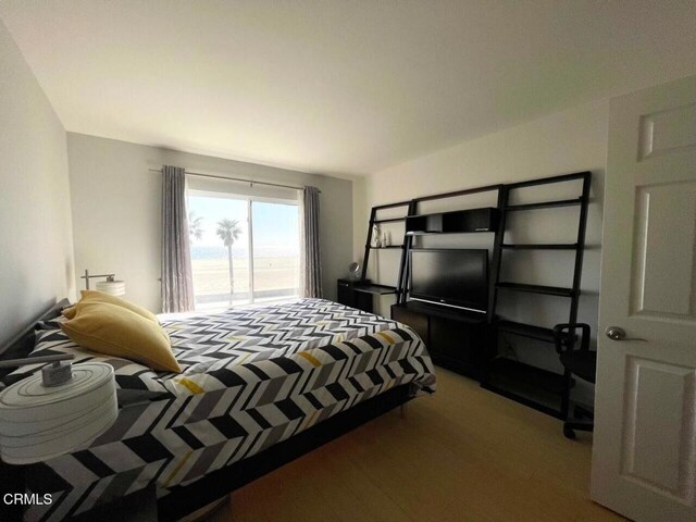 277 E Surfside Dr, Port Hueneme, CA 93041 - photo 16