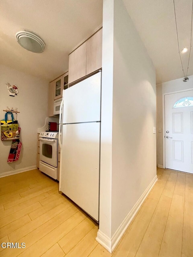 277 E Surfside Dr, Port Hueneme, CA 93041 - photo 5