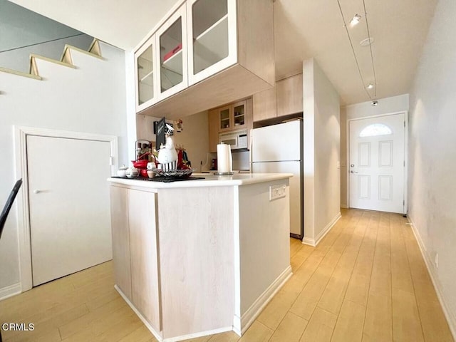 277 E Surfside Dr, Port Hueneme, CA 93041 - photo 4