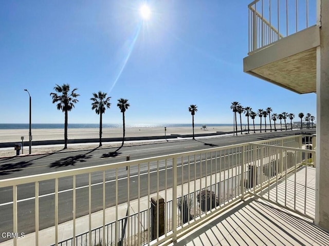 277 E Surfside Dr, Port Hueneme, CA 93041 - photo 1