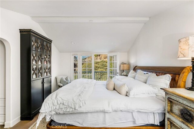 31847 8th Ave, Laguna Beach, CA 92651 - bedroom with wood finished floors and arched walkways