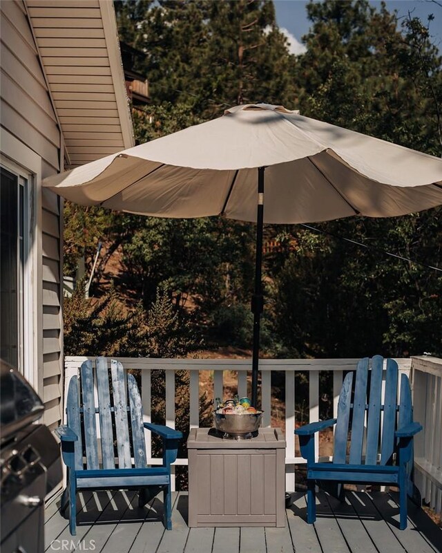 960 Butte Ave, Big Bear City, CA 92314 - deck with area for grilling