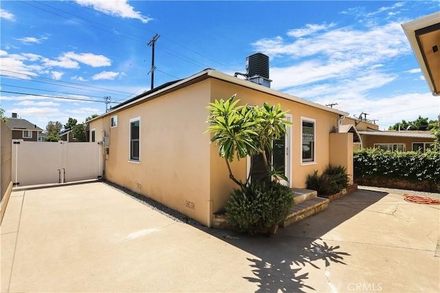 611 W Walnut Ave, Orange, CA 92868