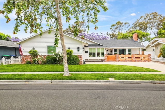 3061 Ruth Elaine, Los Alamitos, CA 90720 - ranch-style home featuring brick siding and driveway