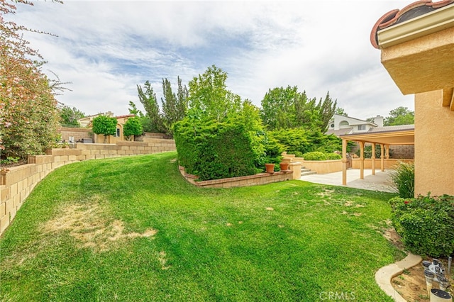 5340 Gardendale Ln, Palmdale, CA 93551 - view of yard featuring a patio