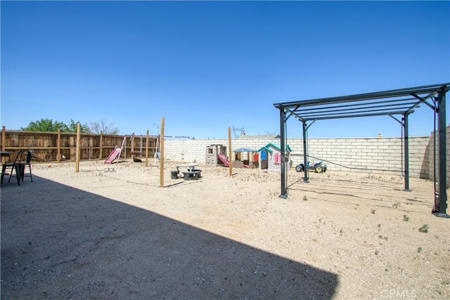 14577 Crossing Trl, Victorville, CA 92394 - photo 22