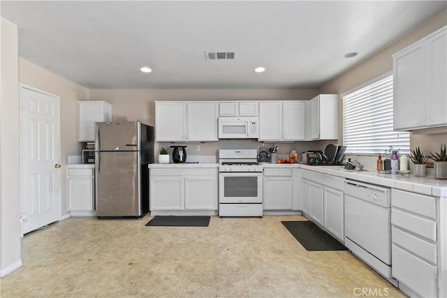 14577 Crossing Trl, Victorville, CA 92394 - photo 5