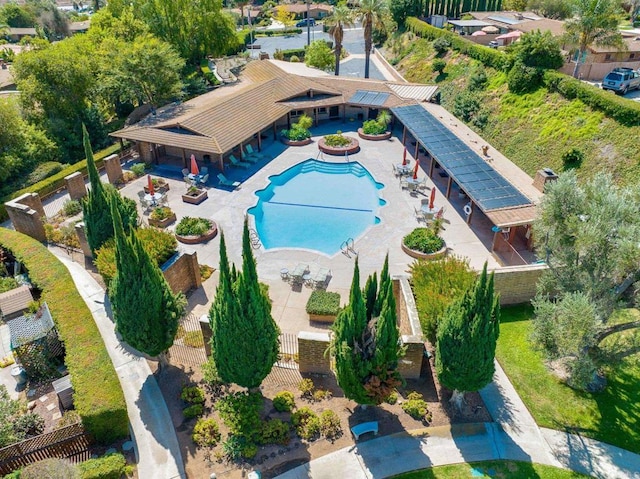3314 Via Altamira, Fallbrook, CA 92028 - aerial view of property and surrounding area featuring a pool area