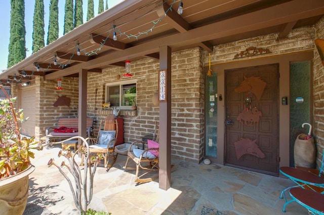 3314 Via Altamira, Fallbrook, CA 92028 - property entrance with brick siding