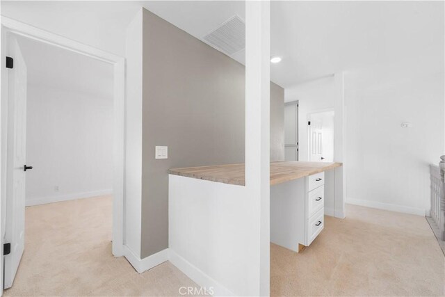 42346 W 47th St W, Lancaster, CA 93536 - hall with light carpet and baseboards