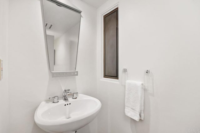 1859 Zapo St, Del Mar, CA 92014 - bathroom featuring a sink