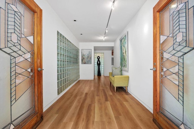 1859 Zapo St, Del Mar, CA 92014 - entryway with wood finished floors and rail lighting