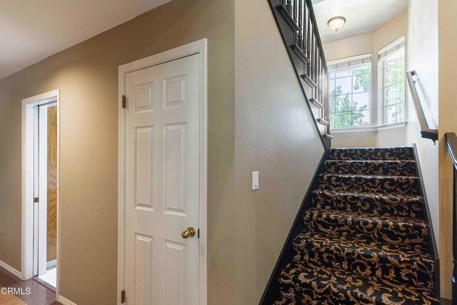 8901 Omeara Ct, Bakersfield, CA 93311 - photo 37