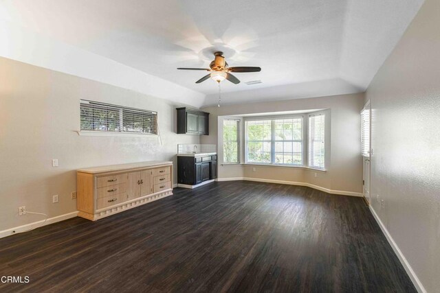 8901 Omeara Ct, Bakersfield, CA 93311 - photo 30