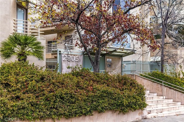 2905 Montrose Ave Unit 318, La Crescenta, CA 91214 - doorway to property featuring stucco siding
