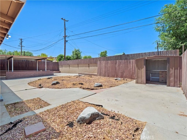 38809 Juniper Tree Rd, Palmdale, CA 93551 - fenced backyard featuring a patio area