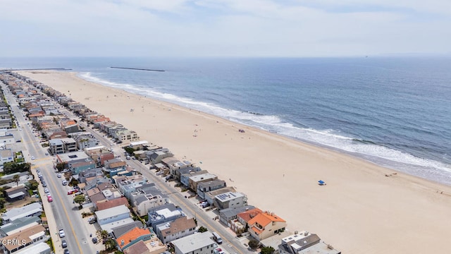 4165 Ocean Dr, Oxnard, CA 93035 - aerial view of property and surrounding area featuring expansive beach