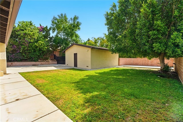 11340 Reseda Blvd, Porter Ranch, CA 91326 - view of yard featuring an outdoor structure