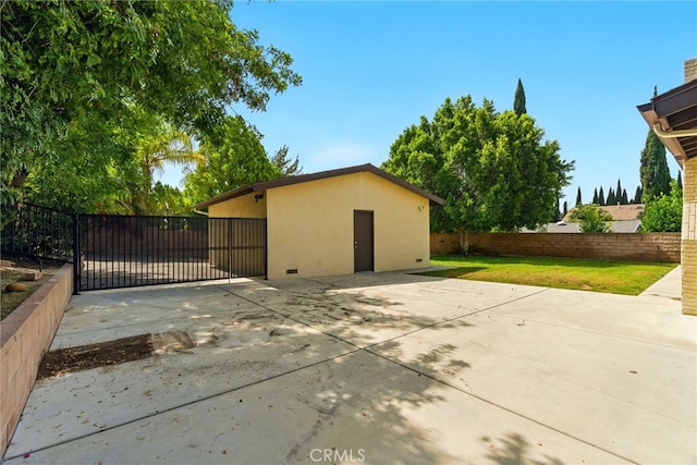 11340 Reseda Blvd, Porter Ranch, CA 91326 - garage with a gate
