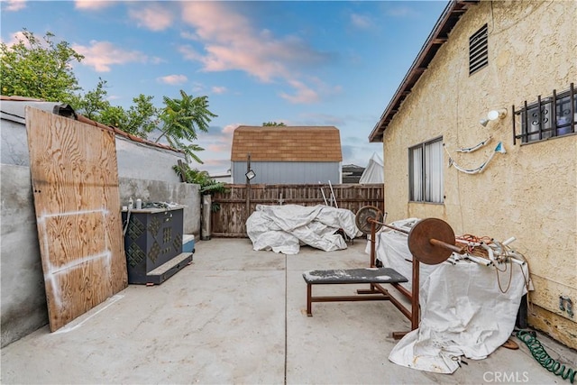 4639 Pine St, Pico Rivera, CA 90660 - fenced backyard with a patio area