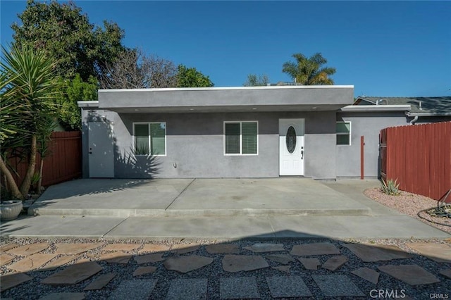 5919 Cantaloupe Ave, Valley Glen, CA 91401 - view of front of property featuring stucco siding and a patio