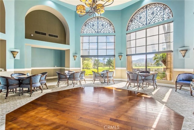 2012 Melbourne Cir, Banning, CA 92220 - lobby featuring a high ceiling and a mountain view