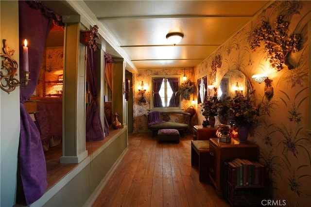 26335 Forest Ln, Twin Peaks, CA 92391 - building lobby featuring wallpapered walls