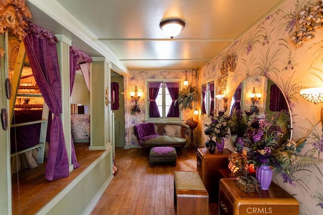 26335 Forest Ln, Twin Peaks, CA 92391 - lobby with wallpapered walls