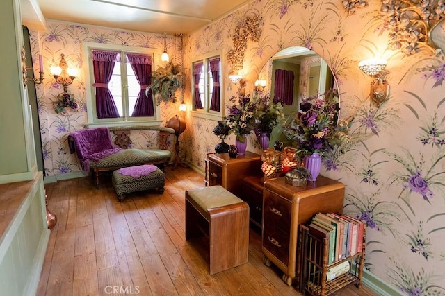26335 Forest Ln, Twin Peaks, CA 92391 - lobby featuring wallpapered walls
