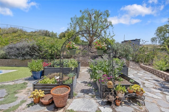 4354 Avenida Prado, Thousand Oaks, CA 91360 - view of yard with a garden