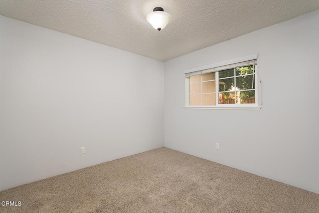 29421 Florabunda Rd, Canyon Country, CA 91387 - empty room with carpet flooring