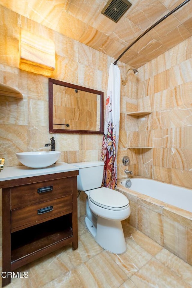 29421 Florabunda Rd, Canyon Country, CA 91387 - full bathroom featuring tiled shower / bath combo, vanity, and toilet