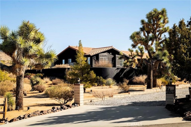 58916 Carmelita Cir, Yucca Valley, CA 92284 - view of front of home featuring a tiled roof