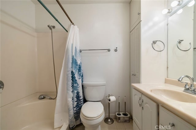 5048 Big Bend Rd, Oroville, CA 95965 - full bath with vanity, toilet, shower / bathtub combination with curtain, and tile patterned floors