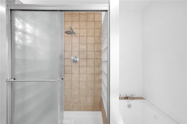 8381 E Hendrie St, Long Beach, CA 90808 - full bath featuring a stall shower and a bath
