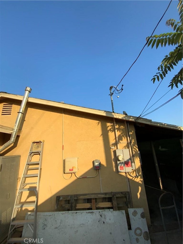 12536 Fineview St, El Monte, CA 91732 - view of side of property with stucco siding