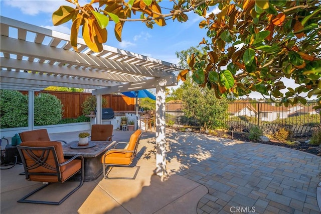 28332 Via Alfonse, Laguna Niguel, CA 92677 - fenced backyard with a patio area, a pergola, and outdoor dining area